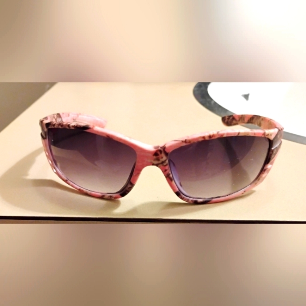 WOMENS CAMO SUNGLASSES